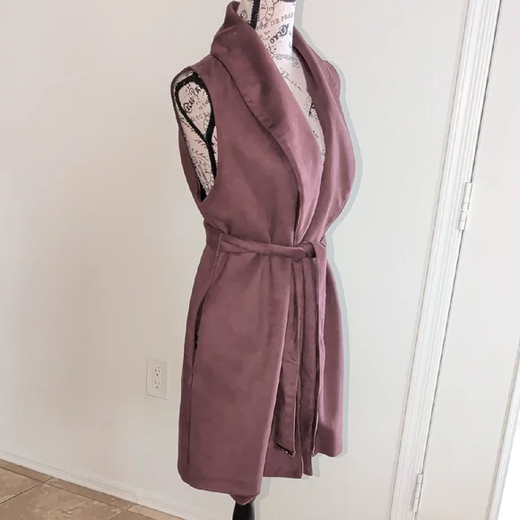 Kenneth Cole Deep Purple Suede Vest - Picture 3 of 11